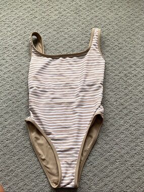 LainSnow Beige and White Striped One-Piece Swimsuit 0547